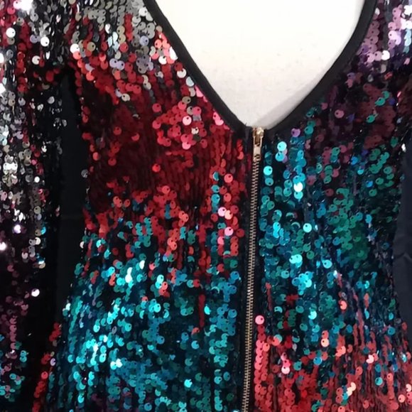 Multicolored Low V Neck Zip Front Dress - Picture 4 of 4